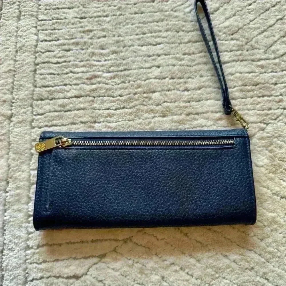 Bandolino navy wallet